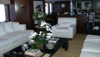 TUGATSU Main Salon